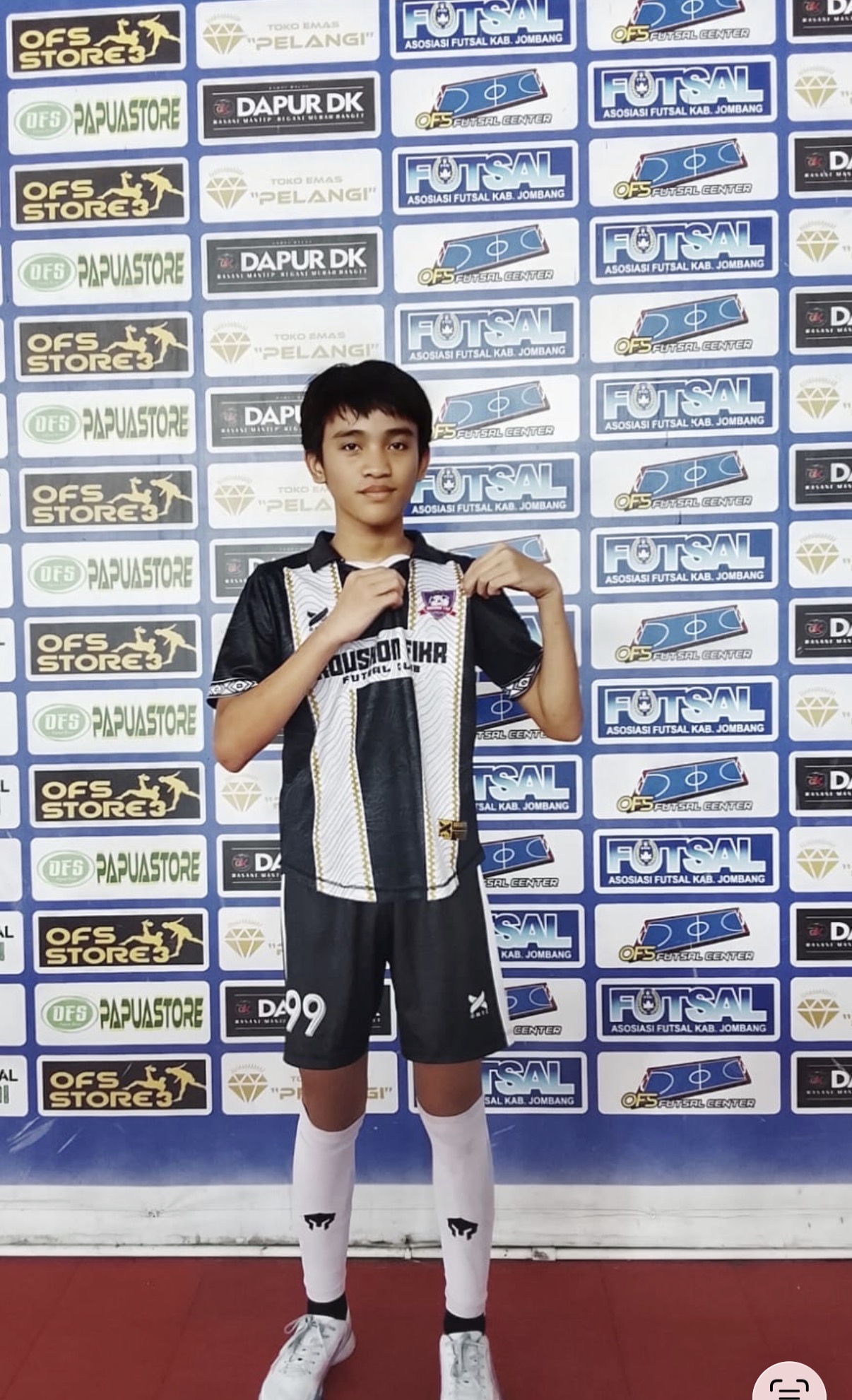 MIKA WIJAYA WIBISONO